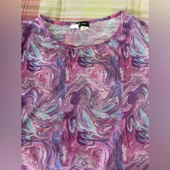 Daisy Street Marble Print Mesh Top Plus Size 3X - Picture 6 of 8